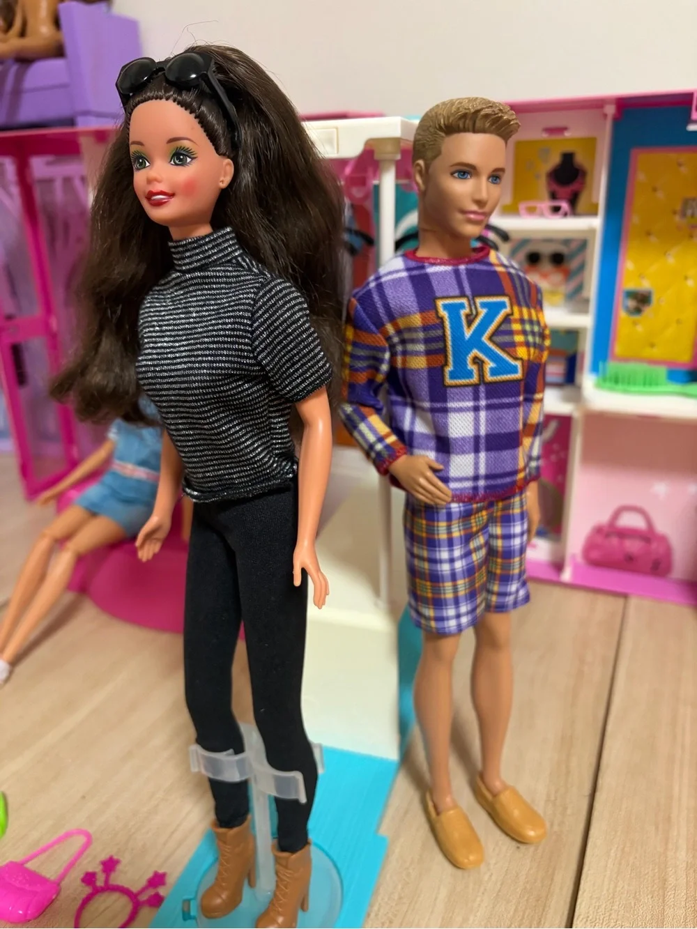 Barbie close shoes